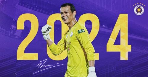 Thủ môn đội tuyển Việt Nam tiếp tục ở lại với Hà Nội FC