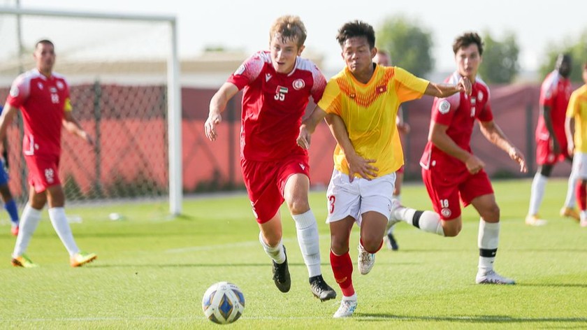 U20 Việt Nam thua Dubai City FC 0-1 trong trận “tổng duyệt”