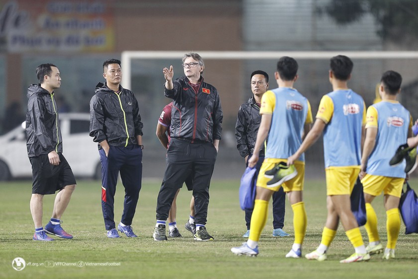  Tân HLV trưởng Philippe Troussier cùng với U23 Việt Nam tham gia giải đấu quốc tế đầu tiên- U23 Cup Doha (ảnh VFF) 