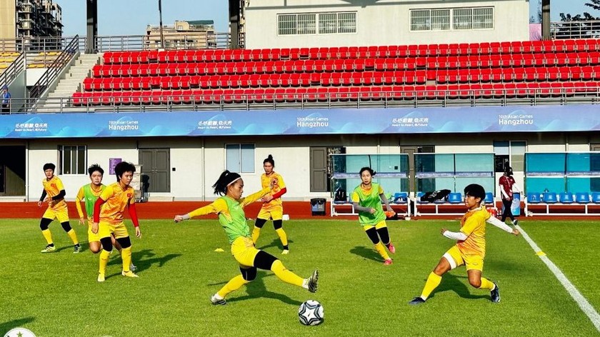 'Chúng ta nhưng không thể chủ quan với đội tuyển Bangladesh'