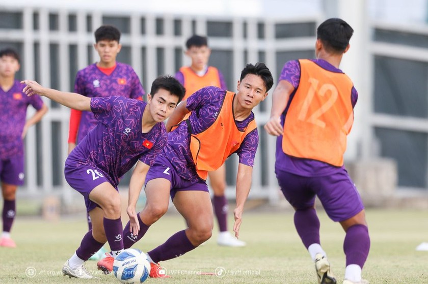 U19 đã hoàn thiện công tác chuẩn bị cho trận đấu với U19 Australia. (Ảnh: VFF) 