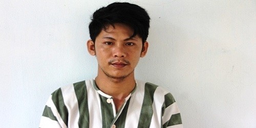 Hững hờ với người yêu, thiếu nữ bị dí điện vào người