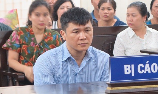 Bị cáo Chính tại tòa.