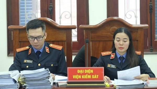 Đại diện VKS.