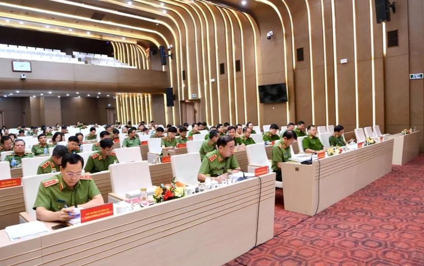 Cảnh Hội nghị.