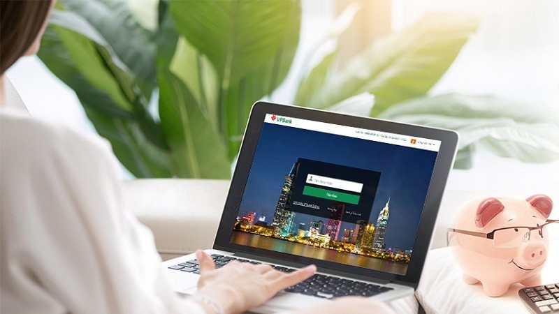 VPBank tặng thêm 0,5% lãi suất cho khách hàng gửi tiết kiệm online