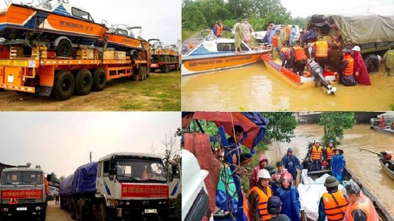 Kịp thời xuất cấp gạo, trang thiết bị vật tư cho các địa phương khắc phục hậu quả của bão lũ.