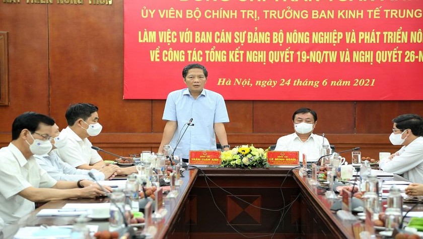 Trưởng BKTTW làm việc với Ban cán sự Đảng Bộ NN&PTNT.