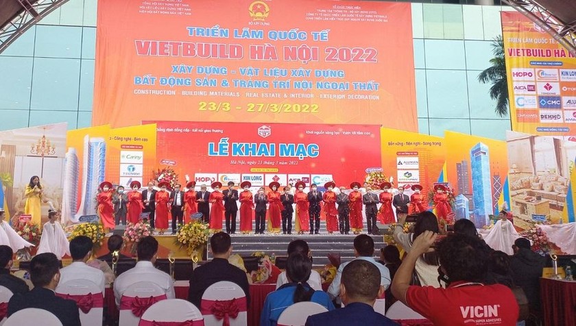 Cắt băng khai mạc Vietbuild Hà Nội 2022