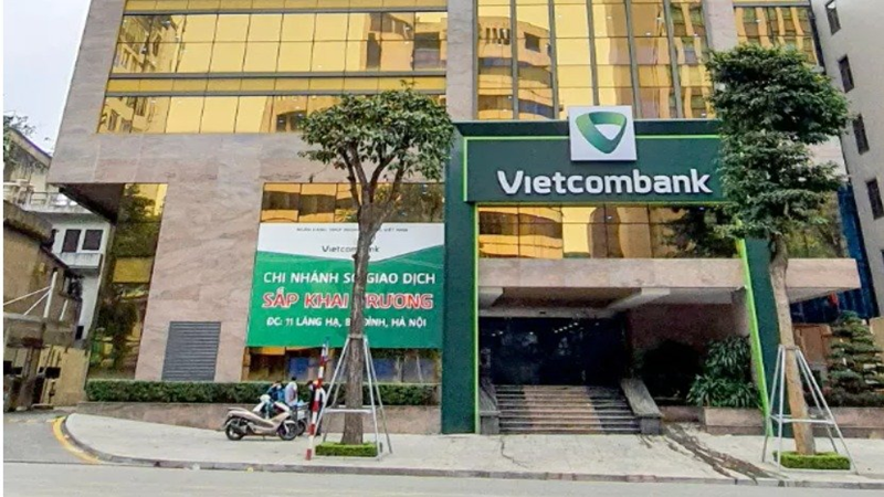 Vietcombank Sở Giao dịch tại số 11 Láng Hạ, phường Thành Công, quận Ba Đình, TP Hà Nội - 1 trong 6 điểm bán vàng của Vietcombank