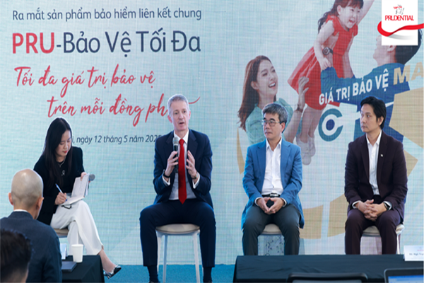 Đại diện Prudential và Hiệp hội Bảo hiểm chia sẻ thông tin tại sự kiện.
