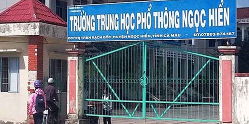 Trường THPT Ngọc Hiển, nơi vừa xảy ra vụ xôn xao thầy giáo trộm đề thi để gạ tình hàng loạt nữ sinh khối 12.