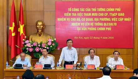 Bộ trưởng, Chủ tịch tỉnh 'đẩy việc' cho... Thủ tướng