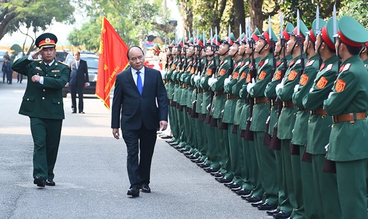 Thủ tướng: Đảng, Nhà nước đặt trọn niềm tin vào quân đội