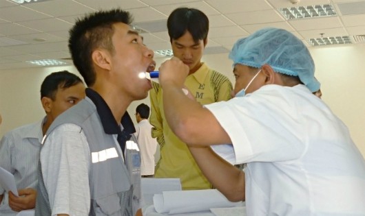 Quy định khám sức khỏe người lao động trước khi bố trí công việc