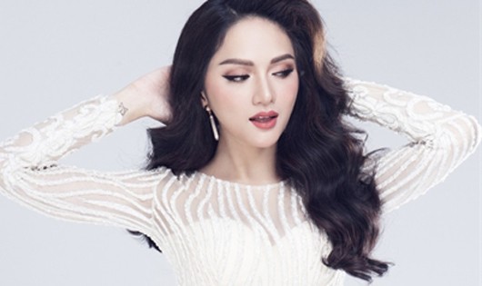 Hương Giang Idol tiết lộ về 2 người đàn ông kỳ lạ đi qua đời mình