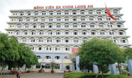 BV đa khoa Long An, nơi thanh niên nhảy lầu tự tử