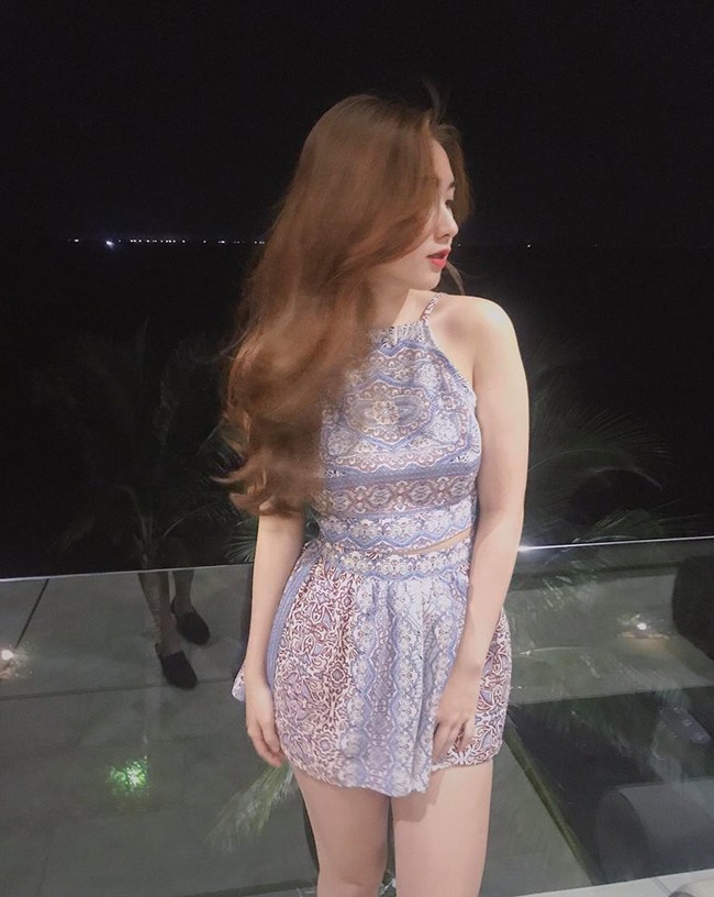 Dung nhan hấp dẫn của "bạn gái tin đồn" thủ môn Bùi Tiến Dũng hình ảnh 16 dung nhan hap dan cua "ban gai tin don" thu mon bui tien dung hinh anh 16