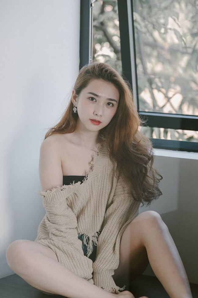 Dung nhan hấp dẫn của "bạn gái tin đồn" thủ môn Bùi Tiến Dũng hình ảnh 19 dung nhan hap dan cua "ban gai tin don" thu mon bui tien dung hinh anh 19