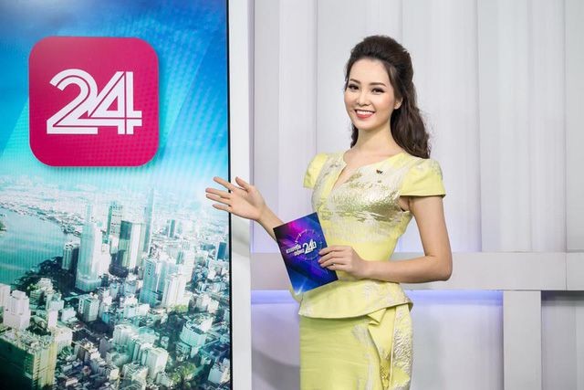 BTV Thuỵ Vân tiết lộ “luật ngầm bất thành văn” khi lên sóng VTV - 1 BTV Thuỵ Vân tiết lộ “luật ngầm bất thành văn” khi lên sóng VTV - 1