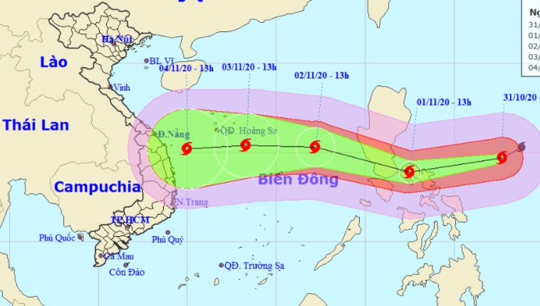 Vị trí tâm bão và đường đi của siêu bão chiều nay, 31/10.