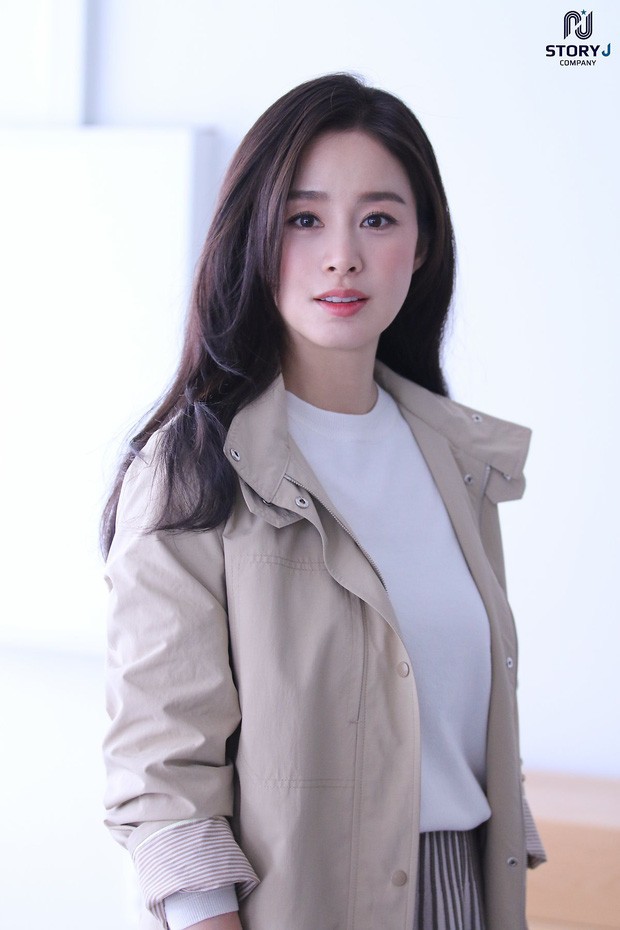 Chỉ số IQ lên tới 140, Kim Tae Hee và Song Joong Ki lọt top 2% dân số thông minh nhất thế giới - Ảnh 6. Chỉ số IQ lên tới 140, Kim Tae Hee và Song Joong Ki lọt top 2% dân số thông minh nhất thế giới - Ảnh 6.