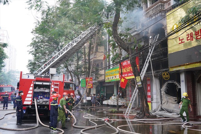 Chia buồn sâu sắc với gia đình nạn nhân vụ cháy phòng trà ở Hải Phòng