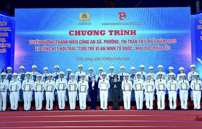 Vinh danh 80 Công an xã, phường, thị trấn tiêu biểu