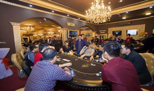 Không gian chơi Poker của các "vận động viên" trong CLB Bridge & Poker WIN (Ảnh: FbCLB).