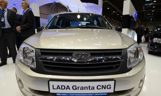 Từ 5/10, xe ô tô giá rẻ của Nga sẽ vào Việt Nam