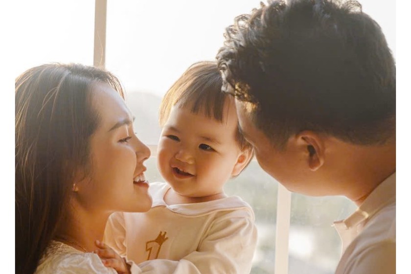 Tổ ấm trọn vẹn của anh Cảnh sau điều trị thành công tại IVF Tâm Anh. Ảnh: NVCC