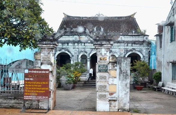 Ngôi nhà cổ ở Nam Bộ.