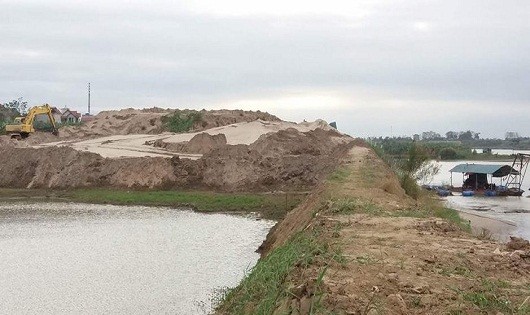 Bãi tập kết cát của  Doanh nghiệp tư nhân Sáu Hằng