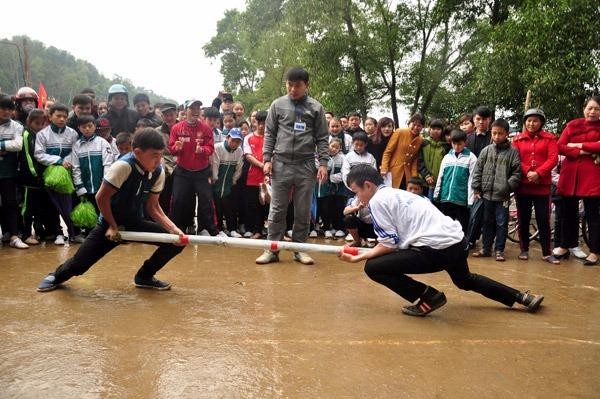 Sửa luật thể dục cần lưu ý đến thể thao học đường