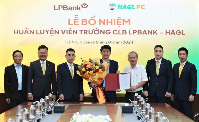 Ông Vũ Tiến Thành trở thành tân HLV trưởng CLB Bóng đá LPBank Hoàng Anh Gia Lai