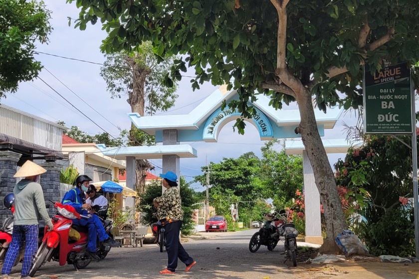 UBND xã Thới Sơn sẽ nâng cấp hạ tầng kỹ thuật bến đò trước khi cho phép hoạt động trở lại