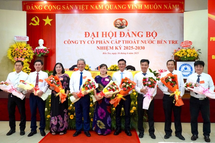 Ban chấp hành Đảng bộ BEWACO nhiệm kỳ 2025 – 2030. Ảnh: Kim Ngân