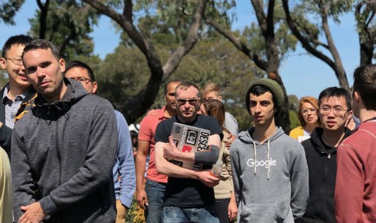 Nhân viên của YouTube ở California di tản sau vụ xả súng