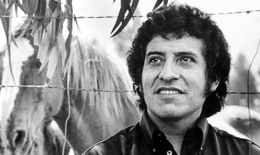 Ca sỹ Victor Jara