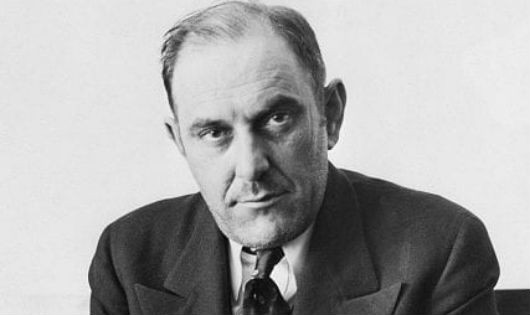 Victor Lustig.