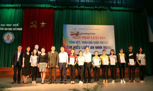 Trường Đại học Sư phạm Huế tổ chức "Ngày pháp luật năm 2018"