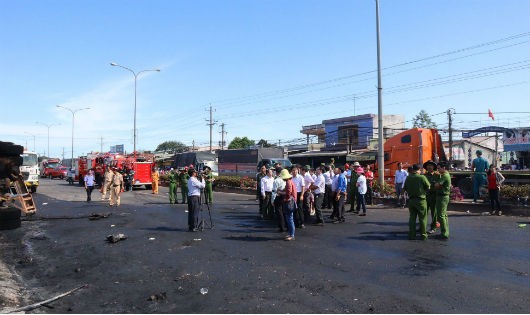 Công an phong tỏa khám nghiệm hiện trường vụ hỏa hoạn