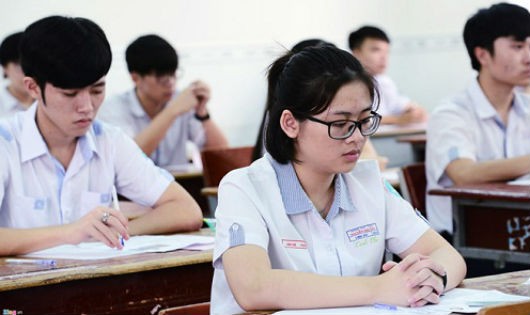 Thầy trò lớp 12 mong sớm có phương án thi chính thức cho kì thi 2019. (Ảnh minh họa)