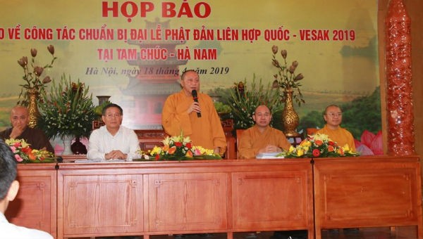 Đại diện Ban tổ chức Đại lễ Vesak 2019 phát biểu tại buổi họp báo