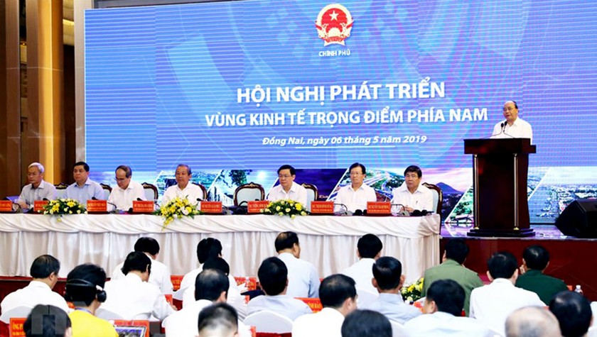 Thủ tướng Nguyễn Xuân Phúc phát biểu tại hội nghị. Ảnh: TTXVN