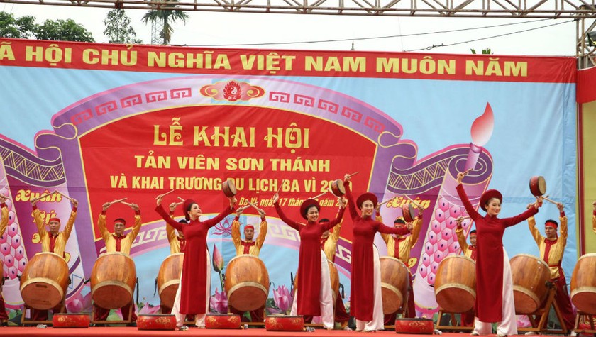 Hình ảnh trong lễ hội Tản Viên Sơn Thánh