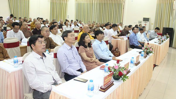 Các đại biểu tham gia Hội nghị.