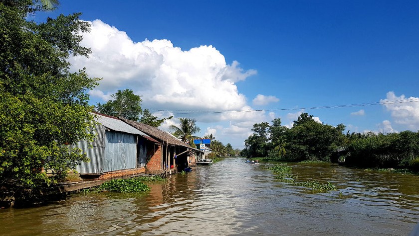 Đồng bằng sông Cửu Long cảnh sắc đẹp, ẩm thực phong phú nhưng nhiều năm nay vẫn chưa thể phát triển du lịch.