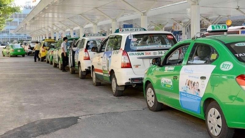 Sân chơi công bằng giữa xe công nghệ và taxi truyền thống: Phải được tạo ra bằng pháp luật