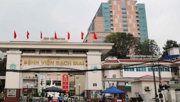 Bệnh viện Bạch Mai.